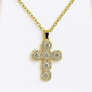 ⚜️ Elegant Gold Cross Pendant Necklace